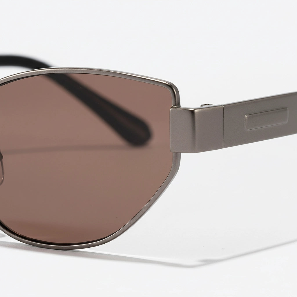 Stylish Titanium Cat Eye Sunglasses with Gradient Brown Lenses