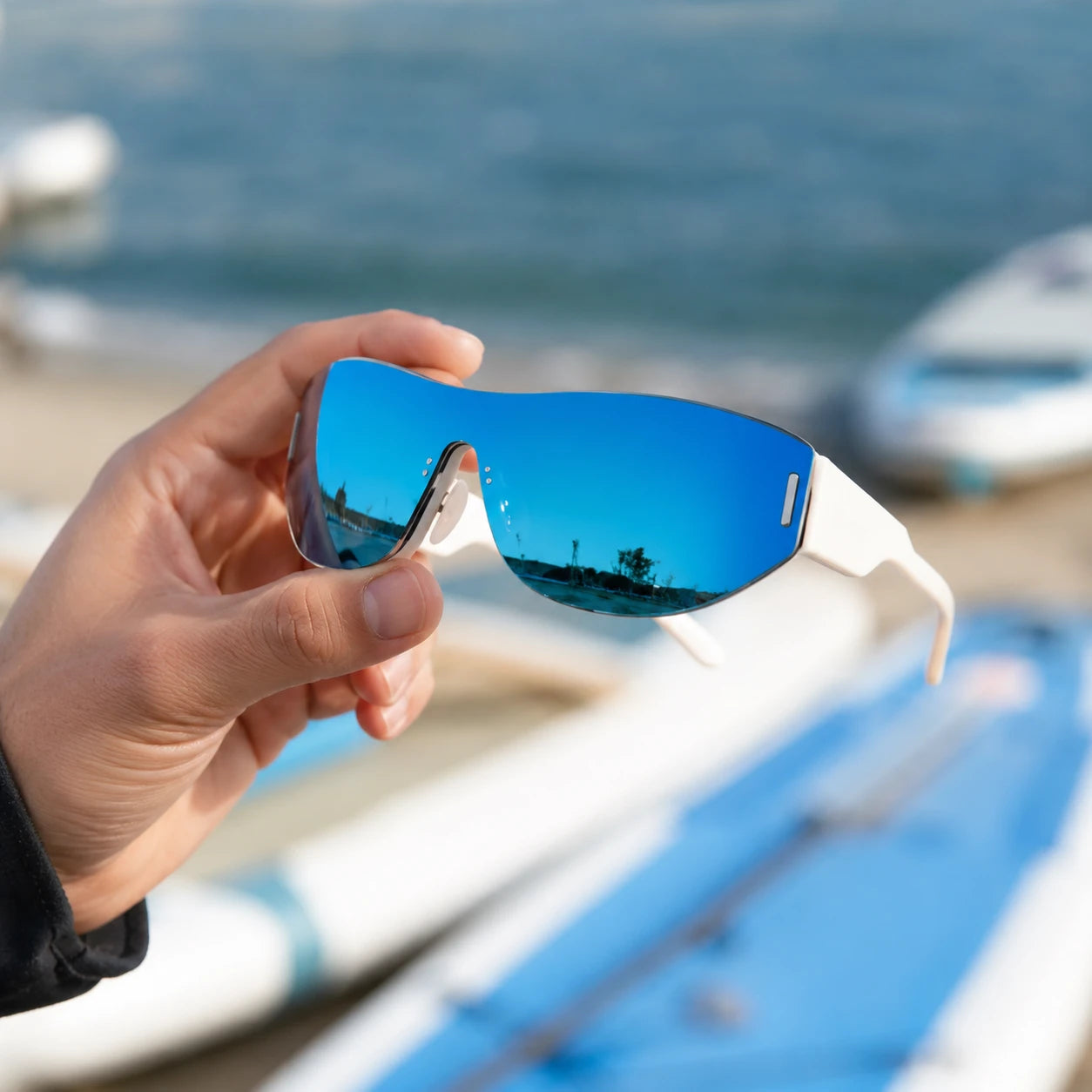 Sprint handheld detail view BAPORSSA sunglasses