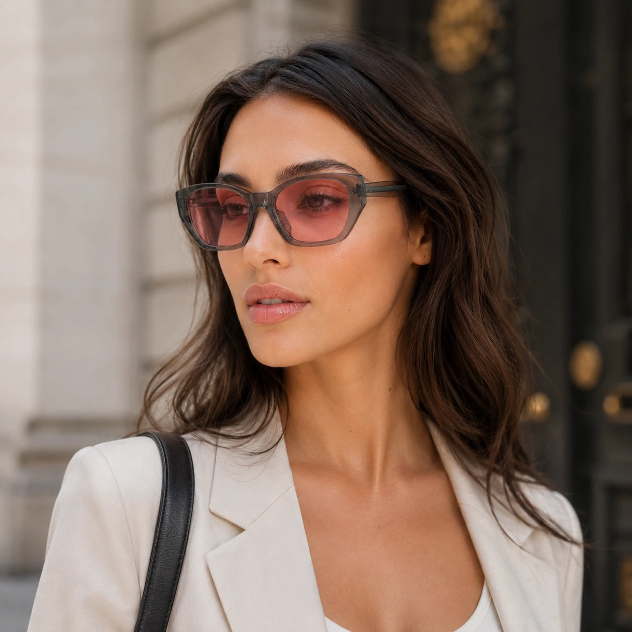 BAPORSSA dune transparent grey sunglasses city street style