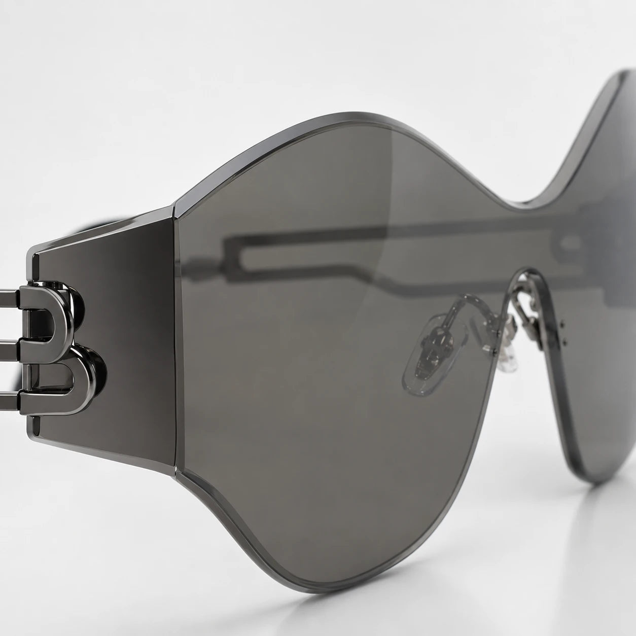 BAPORSSA vanguard grey lens macro hardware detail for sunglass lenses
