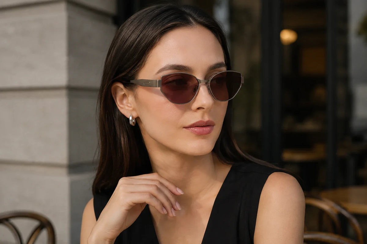 Sunglasses for narrow faces with slim-fit cat-eye shape and controlled frame width