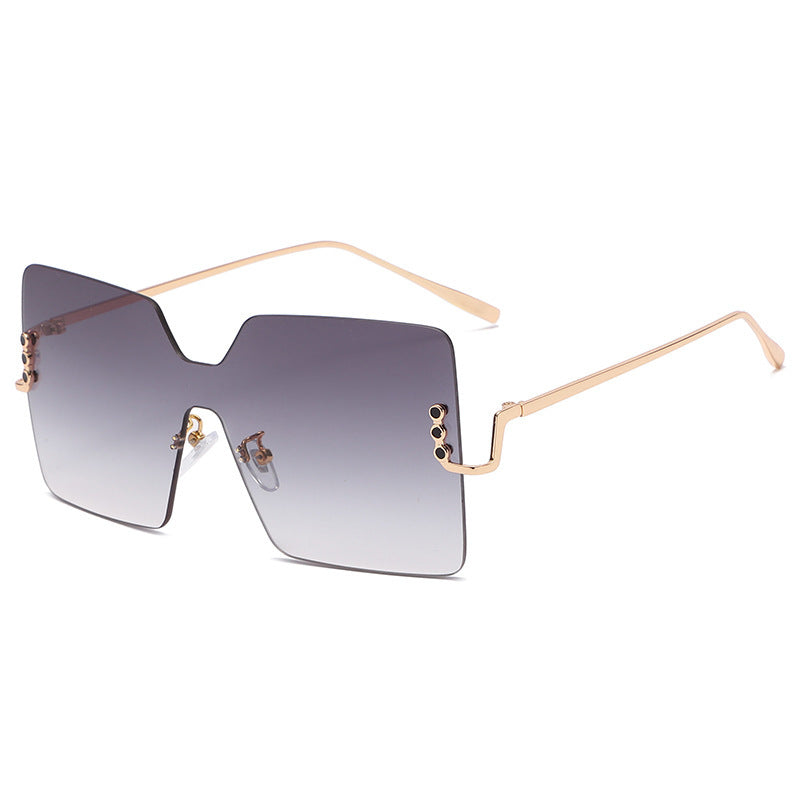 BAPORSSA Large Frame Square Sunglasses For Men And Women