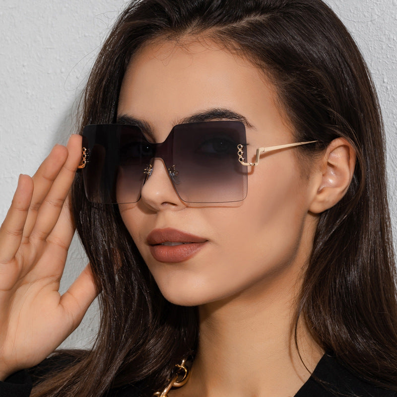 BAPORSSA Large Frame Square Sunglasses For Men And Women