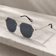Air Black BAPORSSA sunglasses lifestyle scene detail view