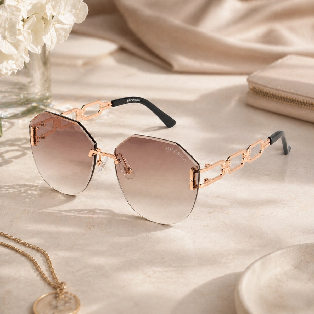 BAPORSSA Arc Sunglasses lifestyle scene