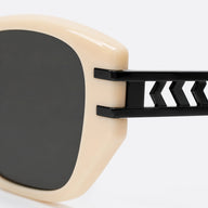 BAPORSSA Noir Sunglasses lens detail view 3