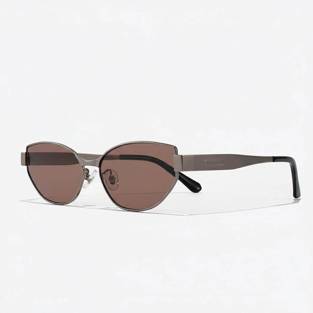 Stylish Titanium Cat Eye Sunglasses with Gradient Brown Lenses