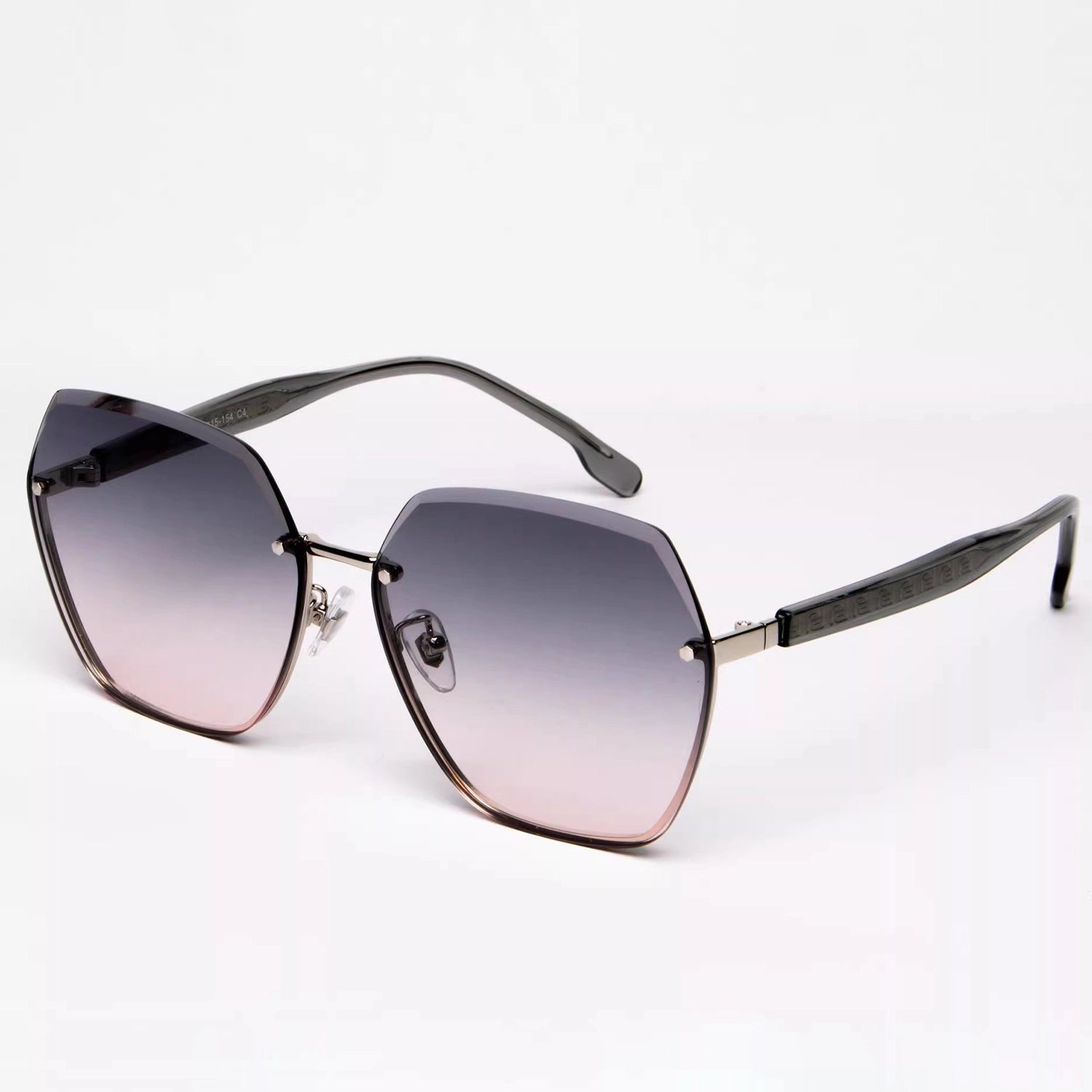 BAPORSSA Chic Gradient Sunglasses - UV400 Protection and Trendy Designs