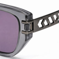 BAPORSSA noir gunmetal geometric hinge hardware macro