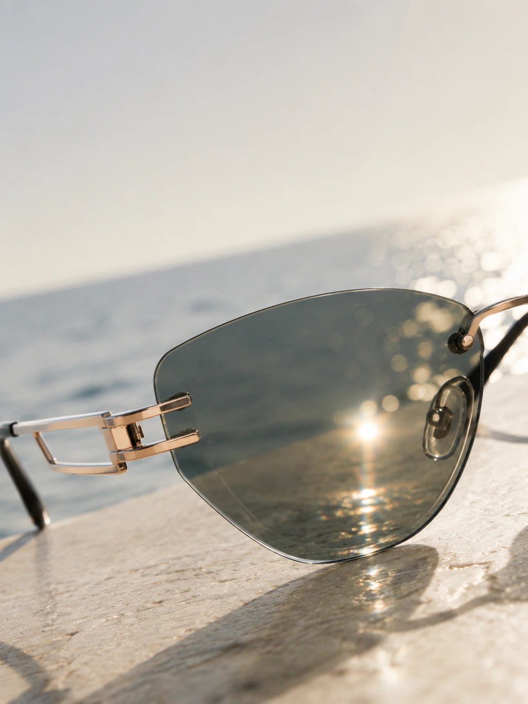 Lens and light sunglasses guide background
